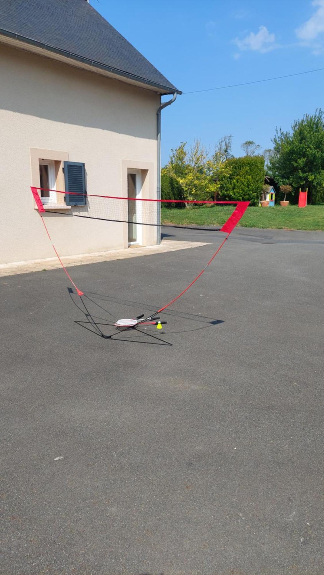 Le So Art, Grande Maison 4 Chambres, Terrain De Petanque, Grand Jardin Clos, Flipper, Babyfoot, Jeux Arcade, Ping Pong,1 Km Mer, Proche Golf, Port En Bessin, Bayeux Et Plages Du Debarquement, Adaptee Enfants Commes Eksteriør bilde