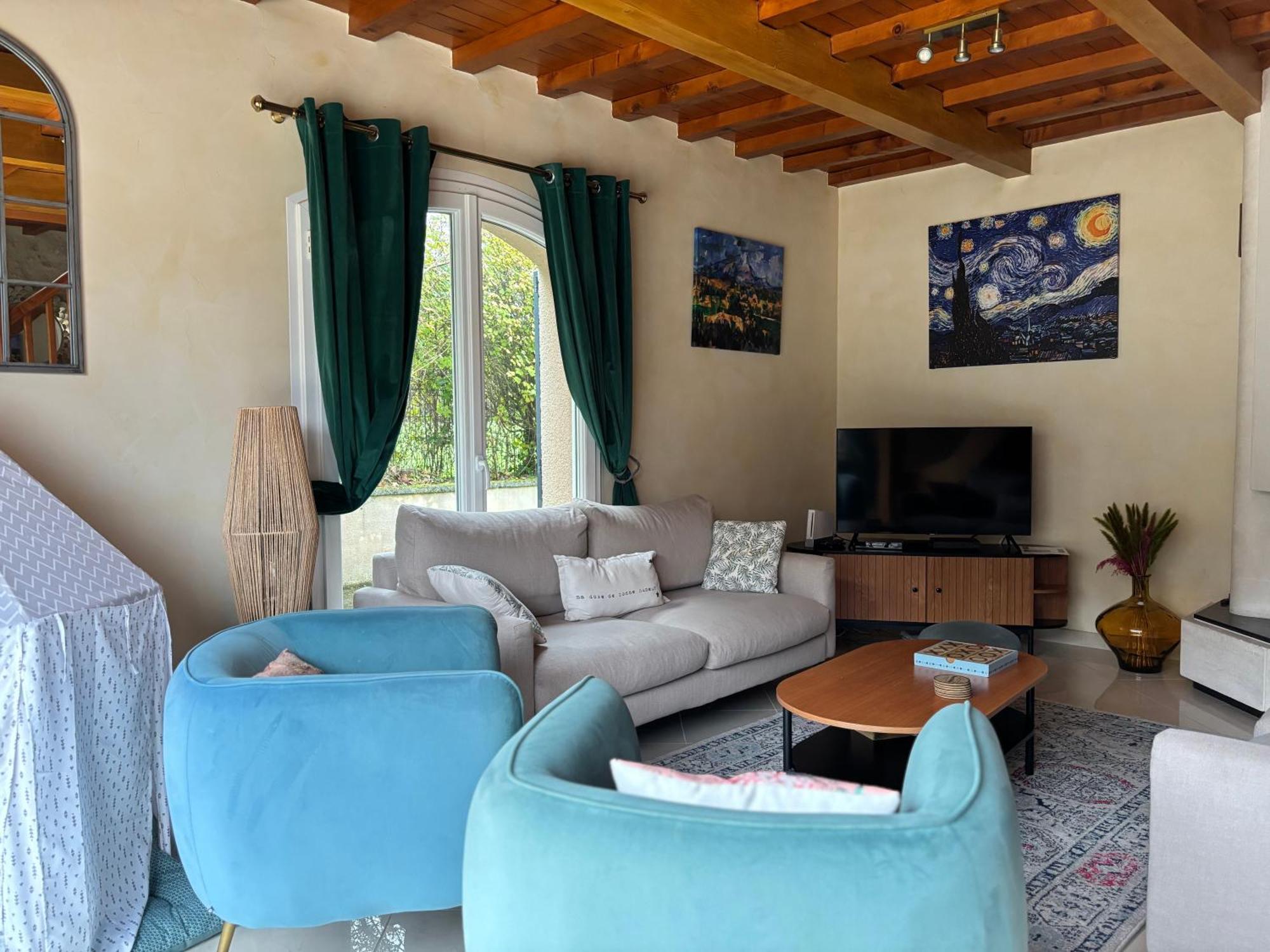 Le So Art, Grande Maison 4 Chambres, Terrain De Petanque, Grand Jardin Clos, Flipper, Babyfoot, Jeux Arcade, Ping Pong,1 Km Mer, Proche Golf, Port En Bessin, Bayeux Et Plages Du Debarquement, Adaptee Enfants Commes Eksteriør bilde